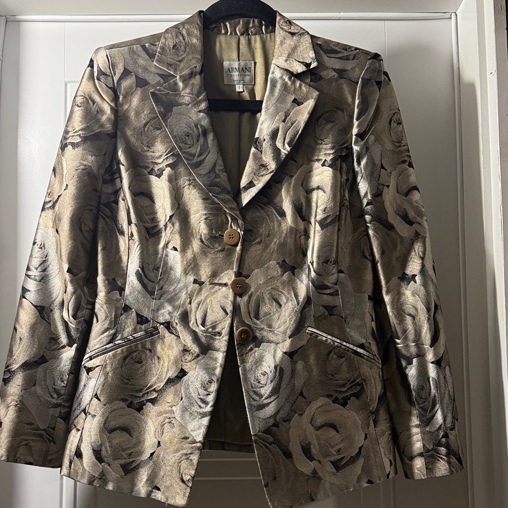 Giorgio Armani Women's Rose Pattern Blazer - Black and Gray